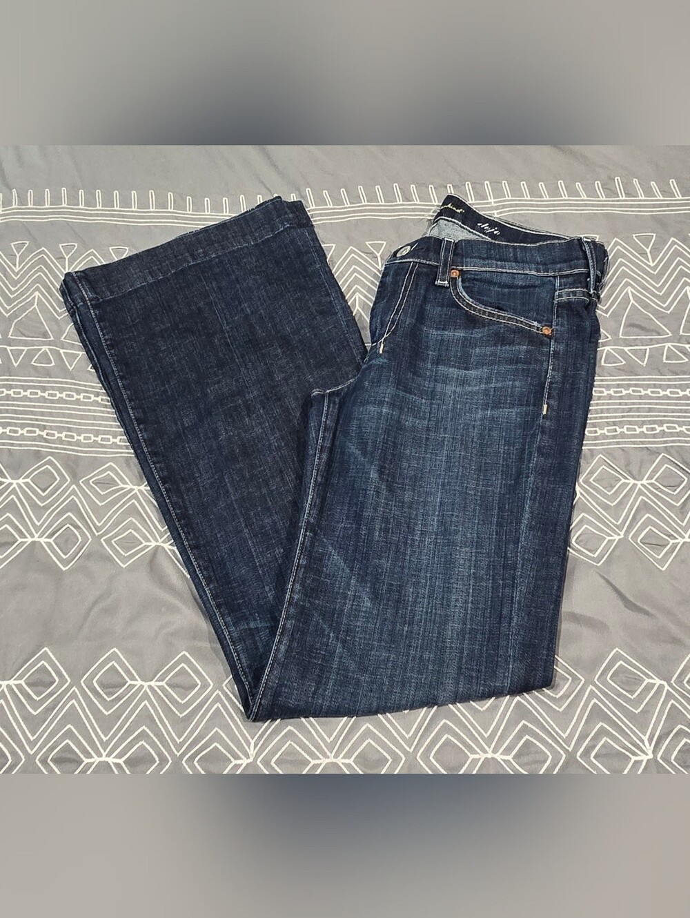 7 For All Mankind Dojo Flare Jeans Size 27